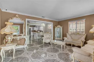 380 E 56th St, Hialeah, FL 33013 - Photo 12