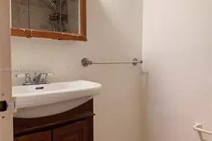 1805 Sans Souci Blvd, North Miami, FL 33181 - Photo 20