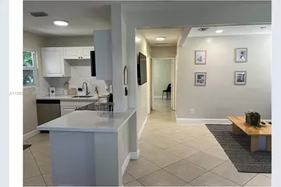 2415 Grant St, Hollywood, FL 33020 - Photo 8