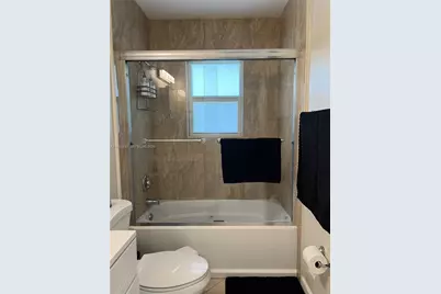 2415 Grant St, Hollywood, FL 33020 - Photo 18