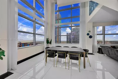 1395 Brickell Ave #3404, Miami, FL 33131 - Photo 8