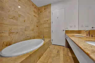 1395 Brickell Ave, Miami, FL 33131 - Photo 18