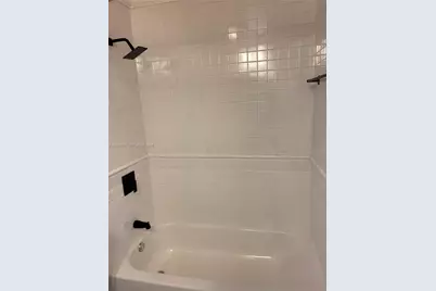 729 NE 2nd Ct, Hallandale Beach, FL 33009 - Photo 22