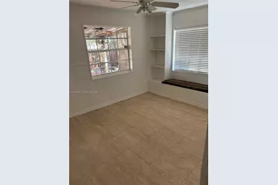 729 NE 2nd Ct, Hallandale Beach, FL 33009 - Photo 18