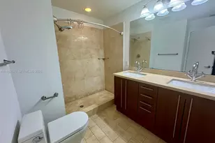 79 SW 12th St, Miami, FL 33130 - Photo 6