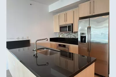 79 SW 12th St #3309-S, Miami, FL 33130 - Photo 2