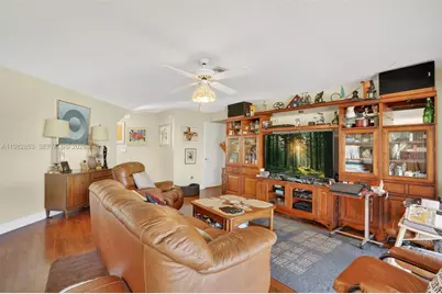 16419 Sapphire Pl, Weston, FL 33331 - Photo 8