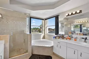 16419 Sapphire Pl, Weston, FL 33331 - Photo 24