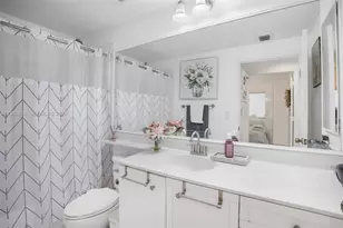 10720 NW 66th St, Doral, FL 33178 - Photo 42