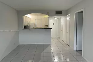 220 SW 9th Ave, Hallandale Beach, FL 33009 - Photo 8