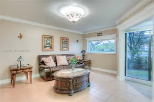 901 SW 141st Ave, Pembroke Pines, FL 33027 - Photo 4