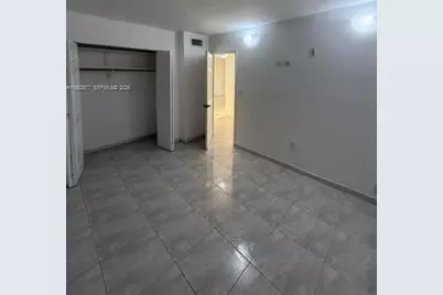 4500 W 19th Ct #240, Hialeah, FL 33012 - Photo 6
