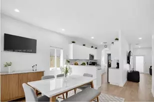 22547 SW 102nd Path, Cutler Bay, FL 33190 - Photo 8