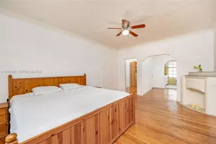 830 Euclid Ave, Miami Beach, FL 33139 - Photo 2
