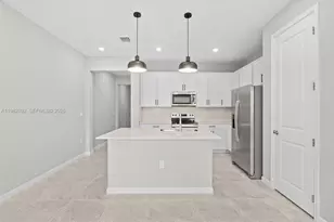 288 SW Sally Way, Stuart, FL 34997 - Photo 6