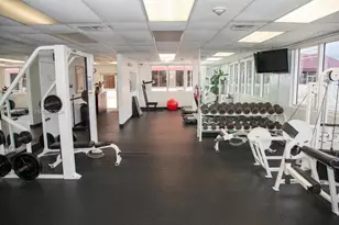 19201 Collins Ave, Sunny Isles Beach, FL 33160 - Photo 16