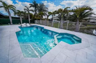 16334 SW 57th St, Miami, FL 33193 - Photo 2