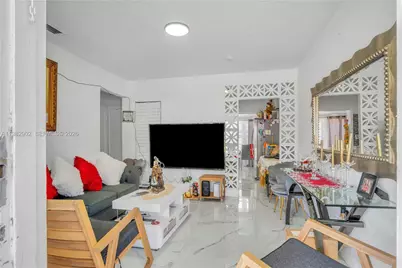 250 NW 34th Ave, Miami, FL 33125 - Photo 18