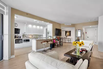 20191 E Country Club Dr #1903, Aventura, FL 33180 - Photo 8