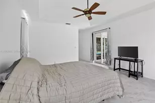 1583 NW 182nd Way, Pembroke Pines, FL 33029 - Photo 20