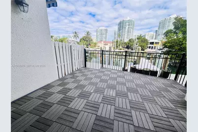 253 Poinciana Dr #603, Sunny Isles Beach, FL 33160 - Photo 12