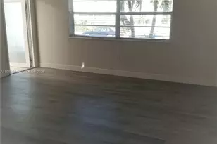 7510 Carlyle Ave, Miami Beach, FL 33141 - Photo 6