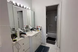 500 Bayview Dr, Sunny Isles Beach, FL 33160 - Photo 40