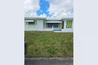 5415 NW 49th Ter, Tamarac, FL 33319 - Photo 10