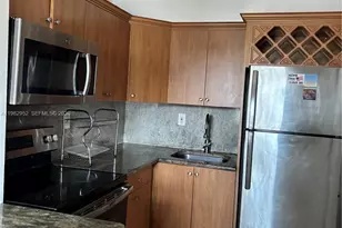 8701 SW 141st St, Palmetto Bay, FL 33176 - Photo 6