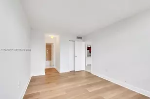 16465 NE 22nd Ave, North Miami Beach, FL 33160 - Photo 12