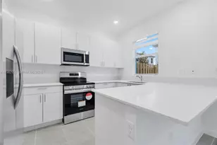 16281 SW 292nd St, Homestead, FL 33033 - Photo 4