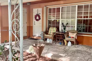 2016 NE 26th St, Wilton Manors, FL 33305 - Photo 12