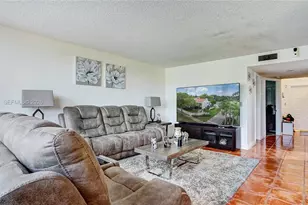 11524 Terra Bella Blvd, Plantation, FL 33325 - Photo 4