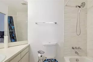 11524 Terra Bella Blvd, Plantation, FL 33325 - Photo 20