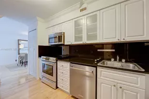 6770 Indian Creek Dr, Miami Beach, FL 33141 - Photo 22