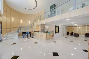 6770 Indian Creek Dr, Miami Beach, FL 33141 - Photo 4
