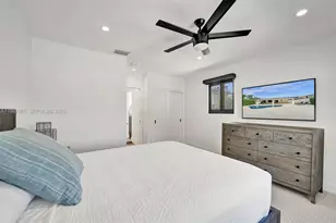 915 NW 7th St, Dania Beach, FL 33004 - Photo 32