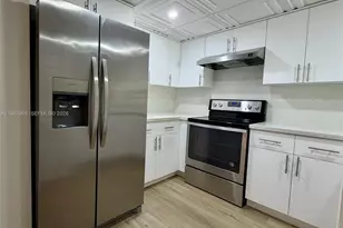 1900 SW 121st Ct, Miami, FL 33175 - Photo 2