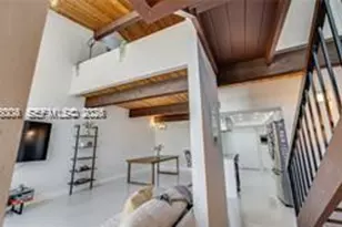 10462 SW 78th St, Miami, FL 33173 - Photo 14