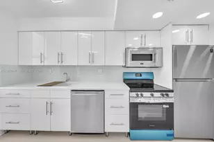 301 174th St, Sunny Isles Beach, FL 33160 - Photo 8