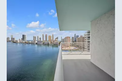 301 174th St #1818, Sunny Isles Beach, FL 33160 - Photo 4