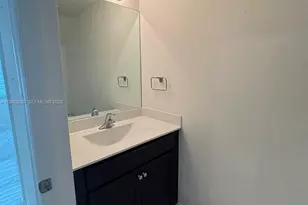 3337 W 105th Terrace, Hialeah, FL 33018 - Photo 22