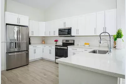 8325 NW 161st Ter #8325, Miami Lakes, FL 33016 - Photo 4