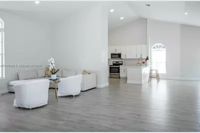 8325 NW 161st Ter #8325, Miami Lakes, FL 33016 - Photo 2