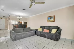 2881 S Cambridge Ln, Cooper City, FL 33026 - Photo 2