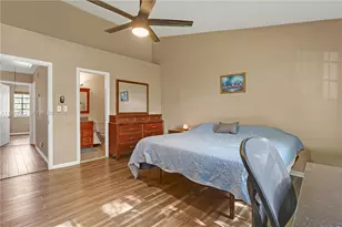 2881 S Cambridge Ln, Cooper City, FL 33026 - Photo 10