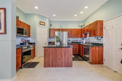 2390 SE 17th Ter, Homestead, FL 33035 - Photo 16