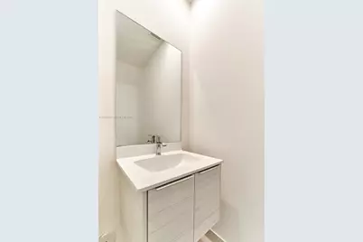 10447 NW 66th St, Doral, FL 33178 - Photo 10