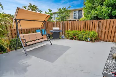 2421 NE 10th St #153, Hallandale Beach, FL 33009 - Photo 30