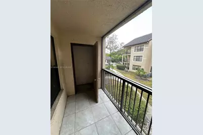 4221 W McNab Rd #35, Pompano Beach, FL 33069 - Photo 10